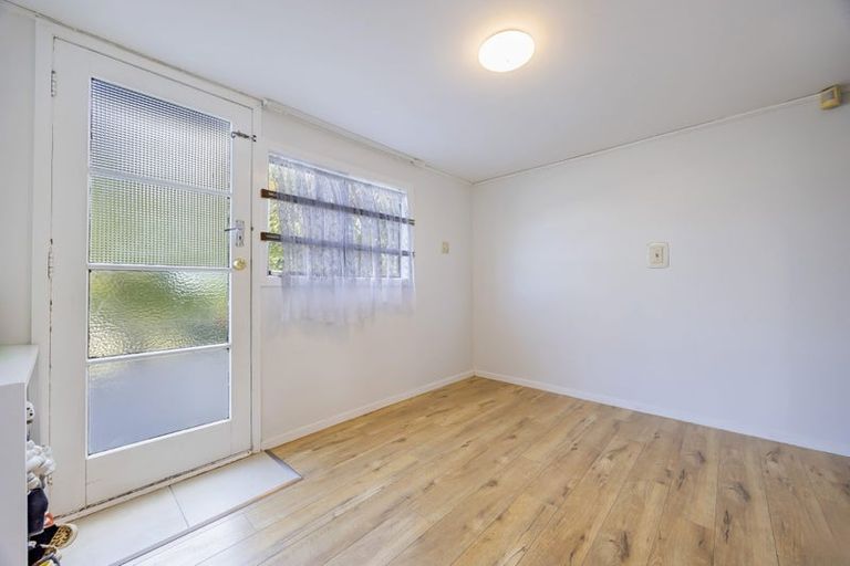 Photo of property in 21 View Road, Glenfield, Auckland, 0627