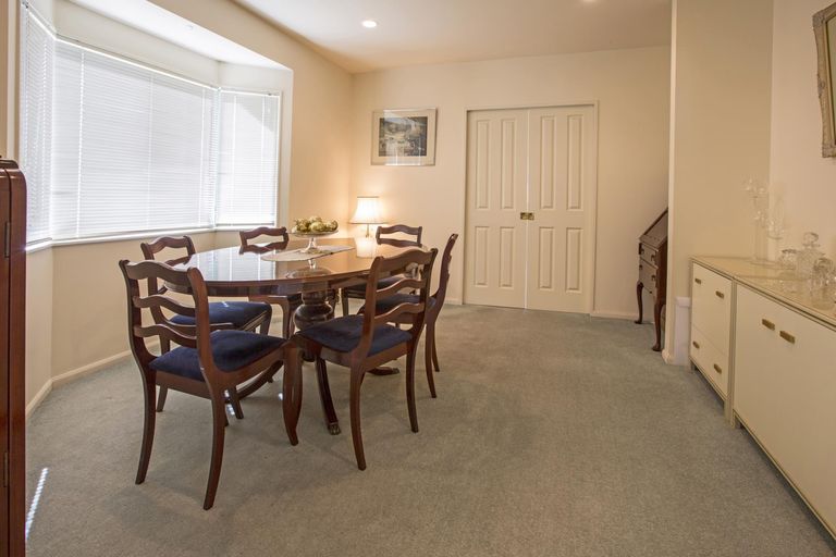 Photo of property in 2/63 Hattaway Avenue, Bucklands Beach, Auckland, 2012