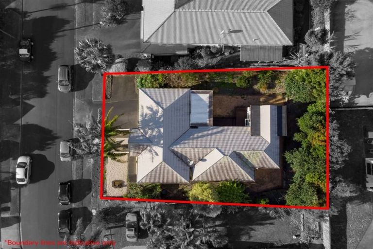 Photo of property in 10 Stephanie Close, Glenfield, Auckland, 0629