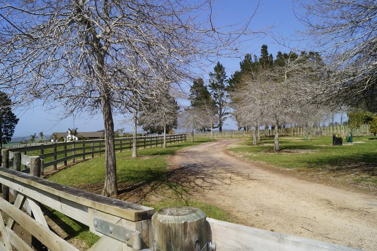 Photo of property in 459 Wiroa Road, Kerikeri, 0293