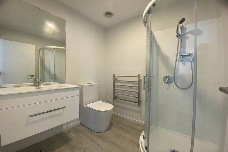 Photo of property in 2/23 View Road, Papakura, 2110