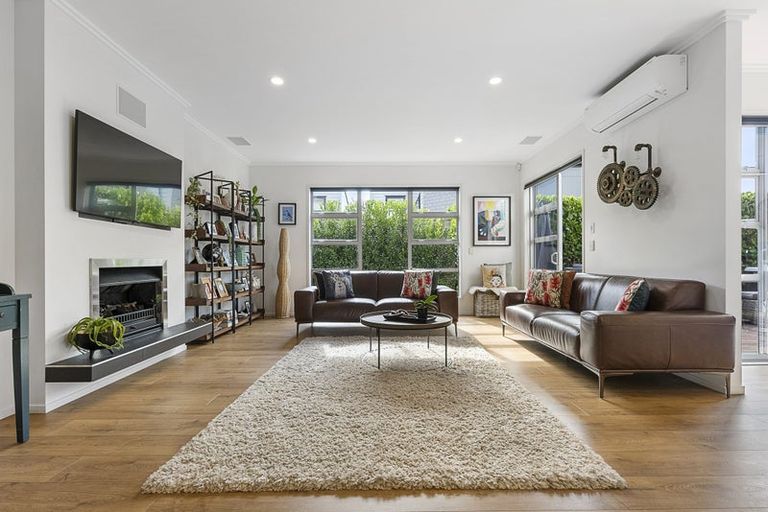 Photo of property in 6 Regent Street, Devonport, Auckland, 0624