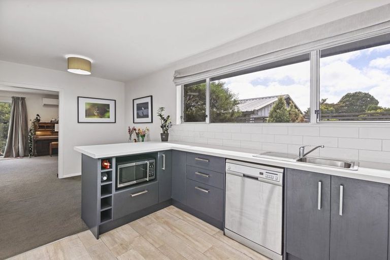 Photo of property in 2/21 Medway Street, Richmond, Christchurch, 8013