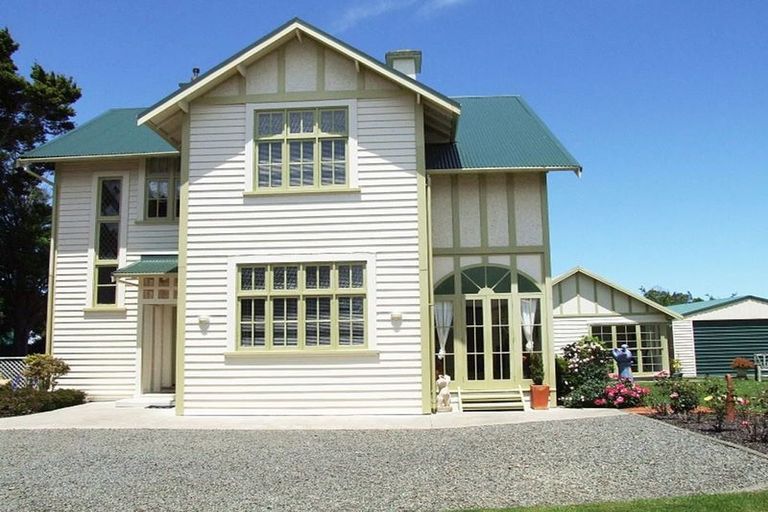 Photo of property in 25 Milne Street, Marton, 4710