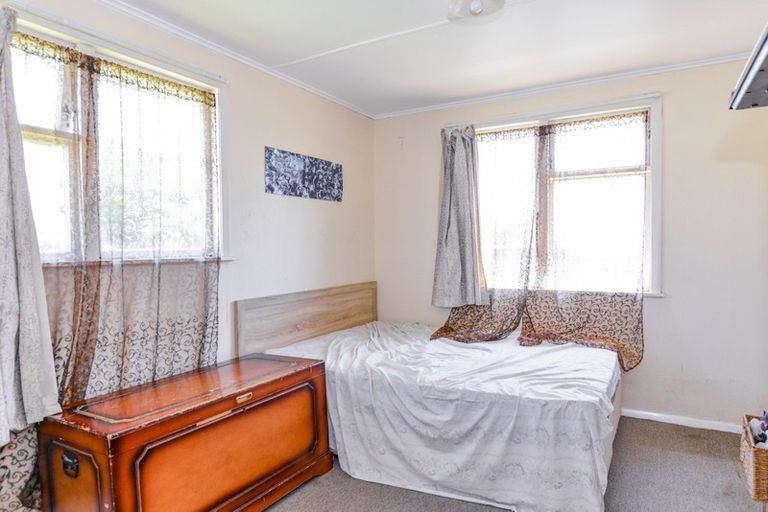 Photo of property in 406 Huia Street, Camberley, Hastings, 4120
