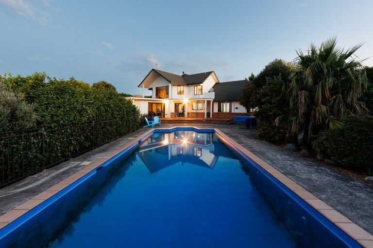 Photo of property in 80 Ngahere Park Road, Turitea, Palmerston North, 4472