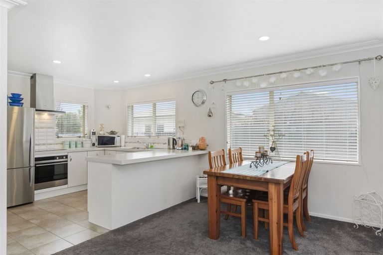 Photo of property in 496b Devonport Road, Tauranga South, Tauranga, 3112