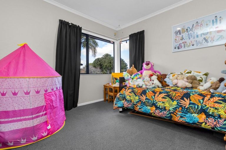 Photo of property in 6 Merivale Court, Rototuna, Hamilton, 3210