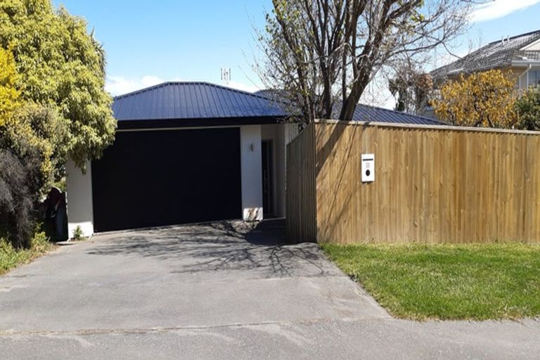 Photo of property in 88 Cannon Hill Crescent, Mount Pleasant, Christchurch, 8081