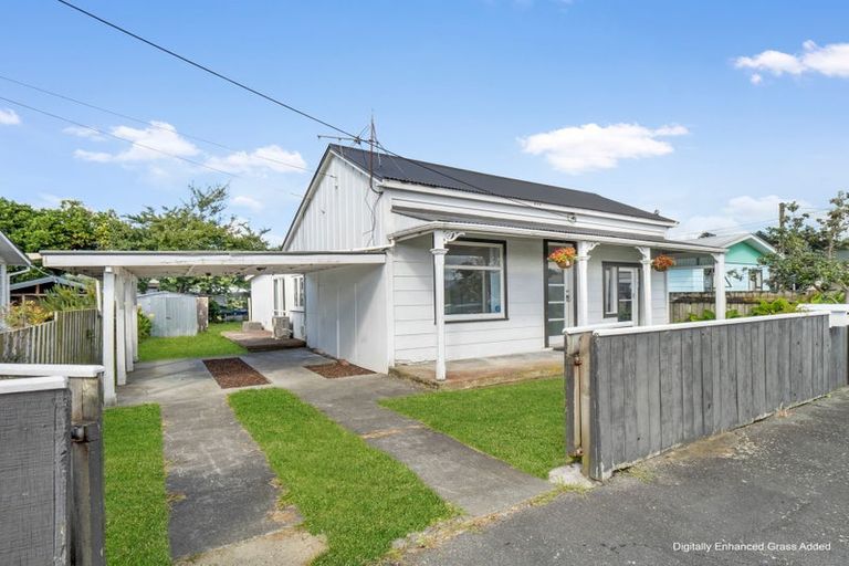 Photo of property in 7 Lowther Street, Whanganui, 4500