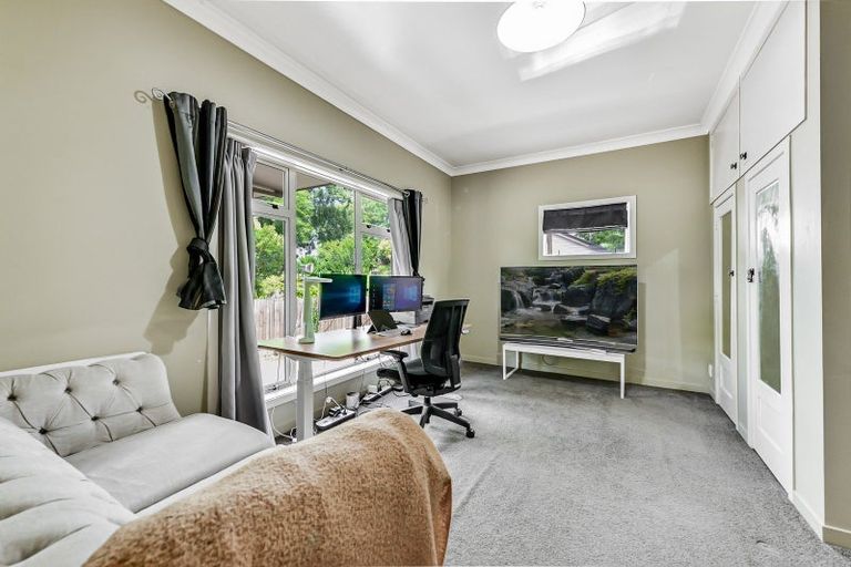 Photo of property in 19 Lake Domain Drive, Frankton, Hamilton, 3204