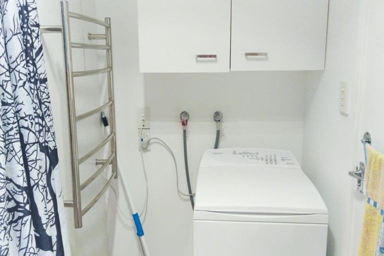 Photo of property in 82 Collier Avenue, Karori, Wellington, 6012