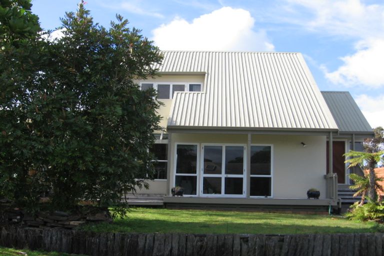 Photo of property in 24 Brodie Lane, Pauanui, Hikuai, 3579