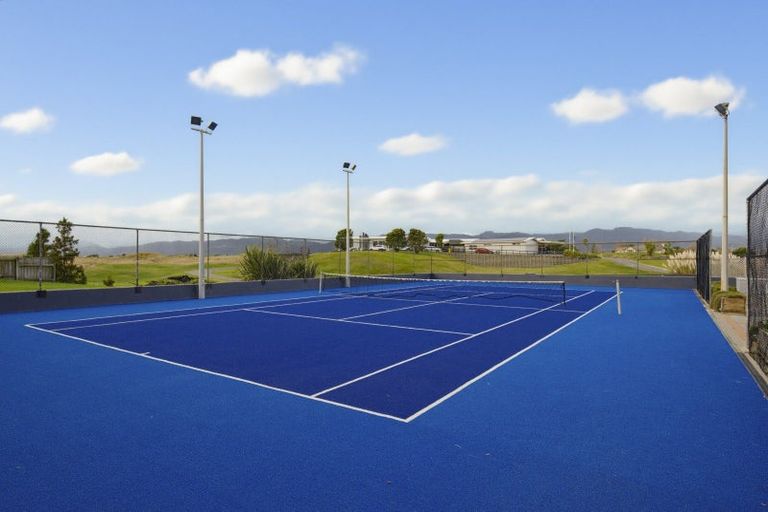 Photo of property in The Links, 20/378-382 Kapiti Road, Paraparaumu Beach, Paraparaumu, 5032