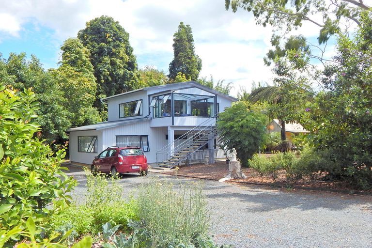 Photo of property in 3 Pungaere Road, Waipapa, 0295