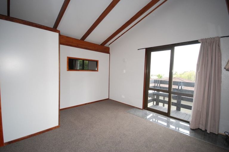 Photo of property in 7 Kanohi Terrace, Mangere Bridge, Auckland, 2022