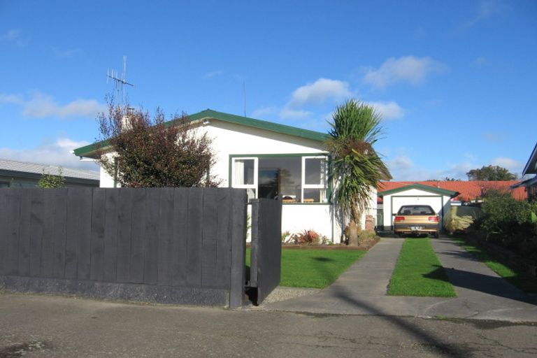 Photo of property in 10 Wood Street, Takaro, Palmerston North, 4410