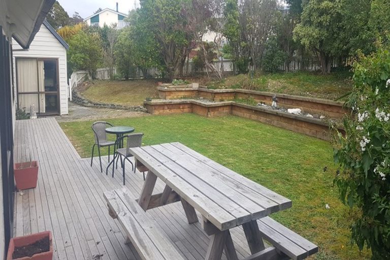 Photo of property in 2 Whitby Place, Kaikoura, 7300