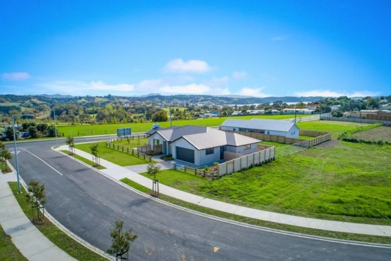 Photo of property in 1 Kia Kaha Drive, Snells Beach, 0920