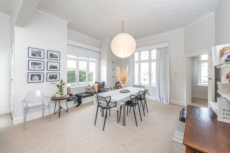 Photo of property in 4 Saint Leonard Street, Saint Johns Hill, Whanganui, 4501