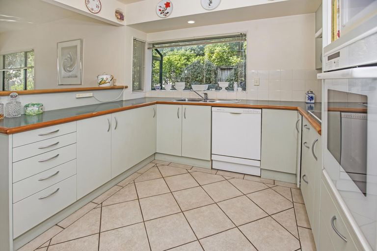 Photo of property in 2/63 Hattaway Avenue, Bucklands Beach, Auckland, 2012