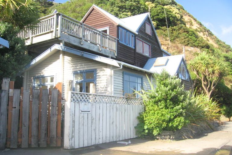 Photo of property in 502 Marine Drive, Sunshine Bay, Lower Hutt, 5013