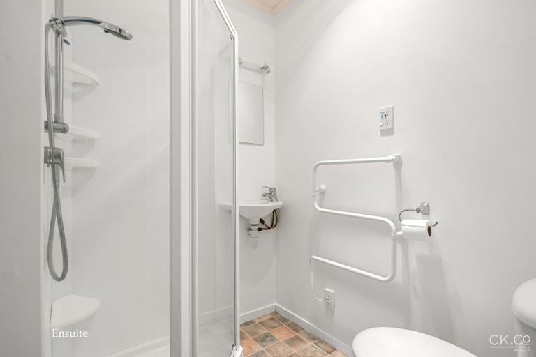 Photo of property in 14 Chichester Drive, Pinehaven, Upper Hutt, 5019