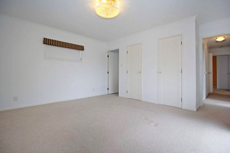 Photo of property in 2/5 Huia Road, Papatoetoe, Auckland, 2025