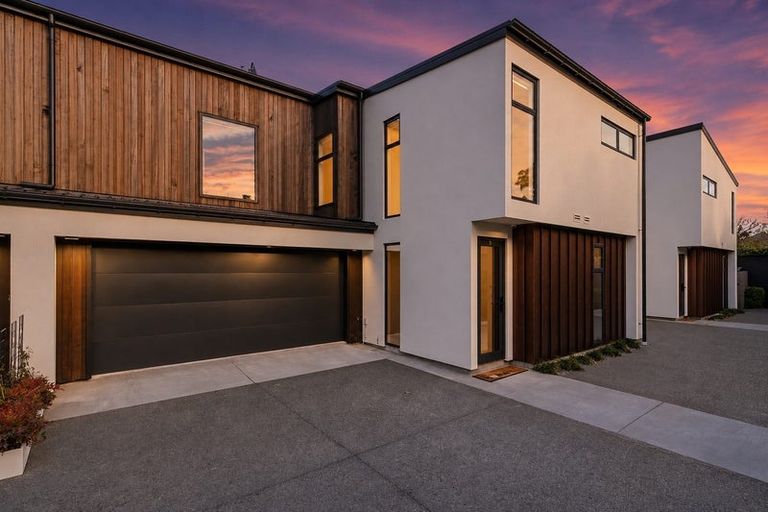 Photo of property in 3/39 Webb Street, St Albans, Christchurch, 8014