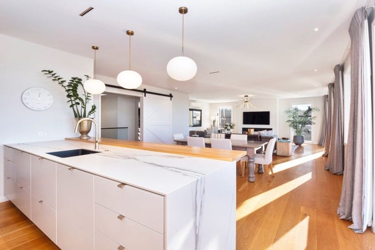 Photo of property in 165b Oceanbeach Road, Mount Maunganui, 3116