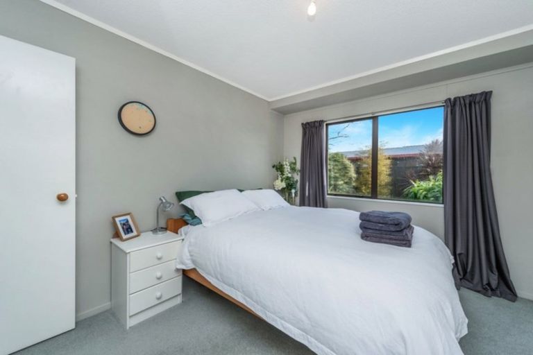 Photo of property in 12 Commodore Avenue, Flagstaff, Hamilton, 3210