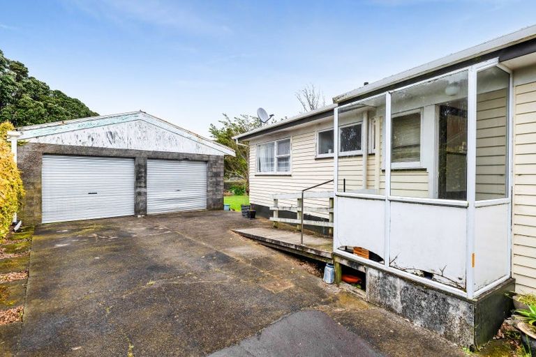 Photo of property in 13 Newbury Place, Waitara, 4320