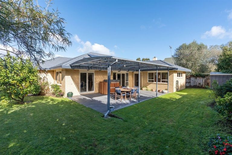 Photo of property in 11 Toi Toi Place, Flagstaff, Hamilton, 3210