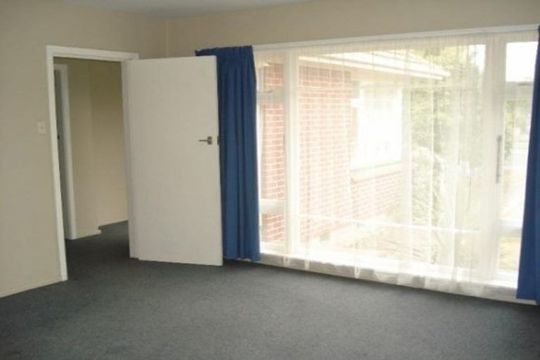 Photo of property in 110 Maidstone Road, Ilam, Christchurch, 8041