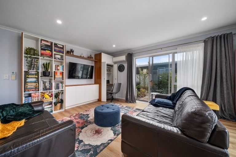 Photo of property in 17b Tuki Street, Titahi Bay, Porirua, 5022