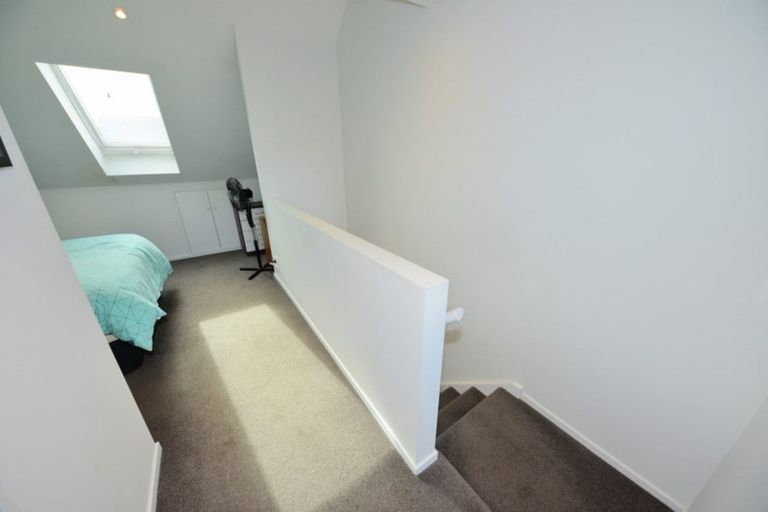 Photo of property in 9/20 North Avon Road, Richmond, Christchurch, 8013