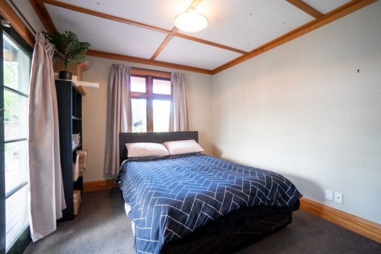 Photo of property in 26 Kingswood Street, Takaro, Palmerston North, 4412