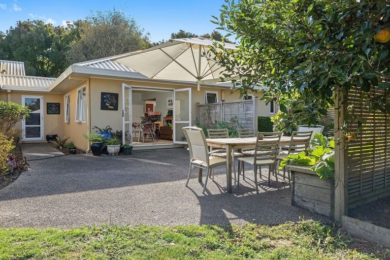 Photo of property in 225a Patumahoe Road, Patumahoe, Pukekohe, 2678