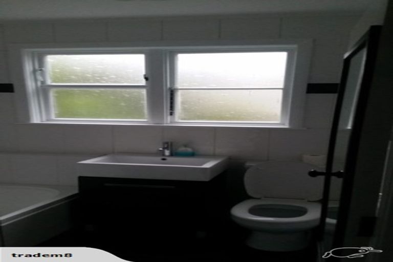 Photo of property in 44 Montgomery Avenue, Karori, Wellington, 6012