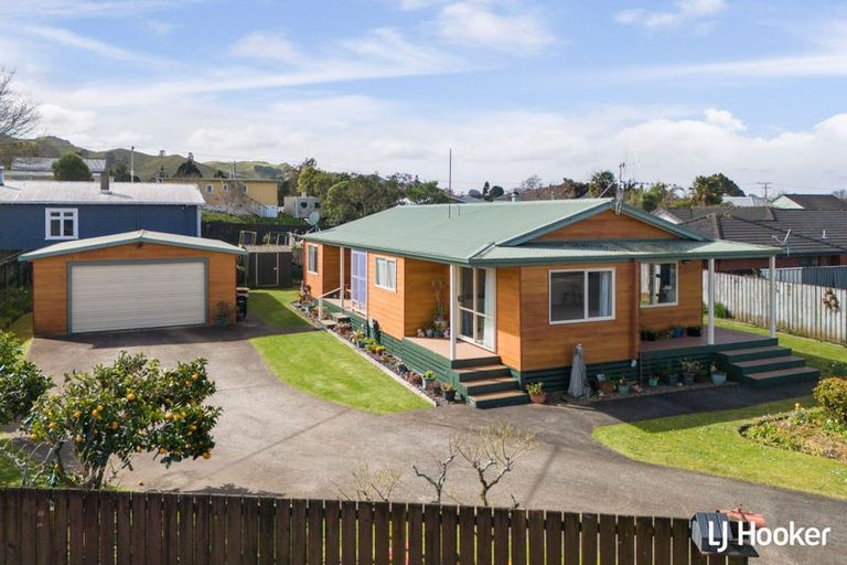 Photo of property in 12 Carrick Robertson Place, Waihi, 3610