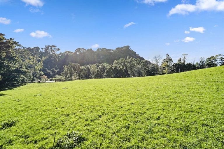 Photo of property in 216 Haruru Road, Kaukapakapa, 0873