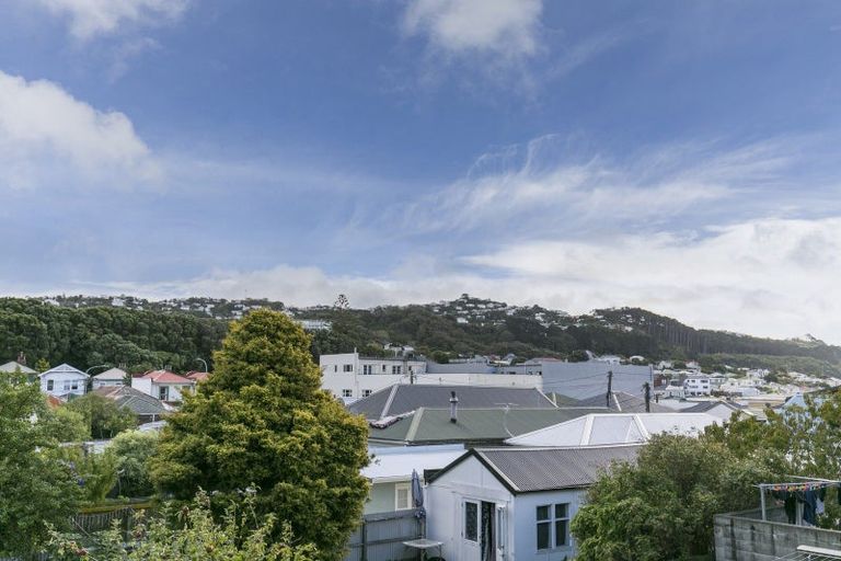 Photo of property in 16 Princess Street, Newtown, Wellington, 6021
