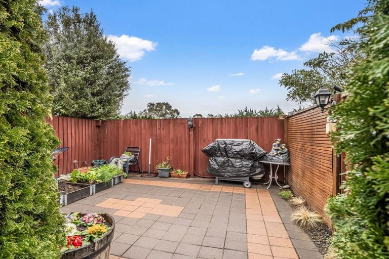 Photo of property in 10 Ropley Street, Amberley, 7410