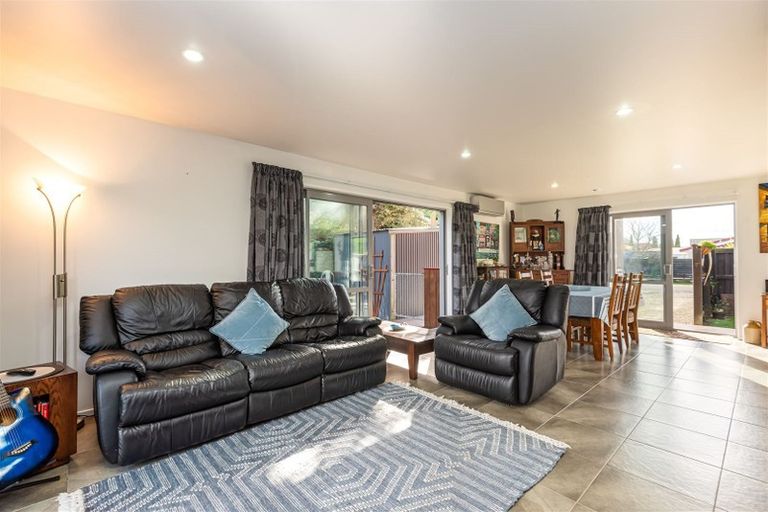 Photo of property in 121 Park Terrace, Waikuku Beach, 7473