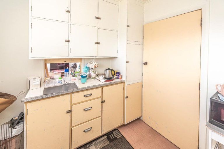 Photo of property in 6 Tiki Street, Castlecliff, Whanganui, 4501