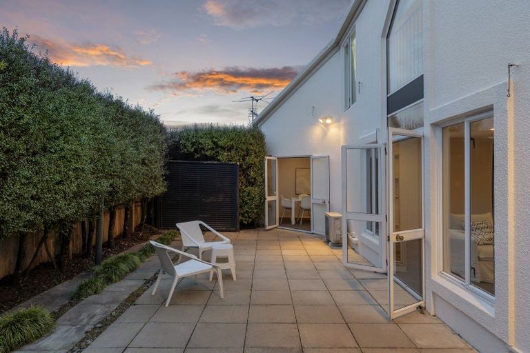 Photo of property in 1/148 Memorial Avenue, Burnside, Christchurch, 8053