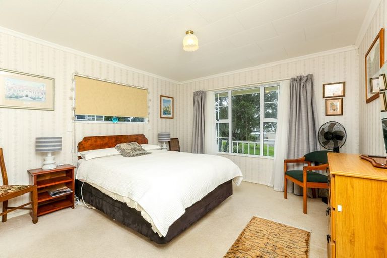 Photo of property in 2/6 Belt Road, Moturoa, New Plymouth, 4310