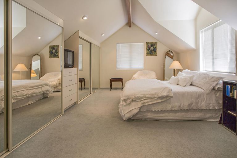 Photo of property in 2/63 Hattaway Avenue, Bucklands Beach, Auckland, 2012