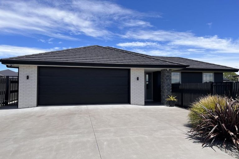 Photo of property in 7 Sarah Street, Marshland, Christchurch, 8083