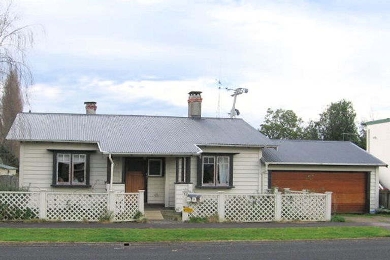 Photo of property in 12 Wye Street, Frankton, Hamilton, 3204